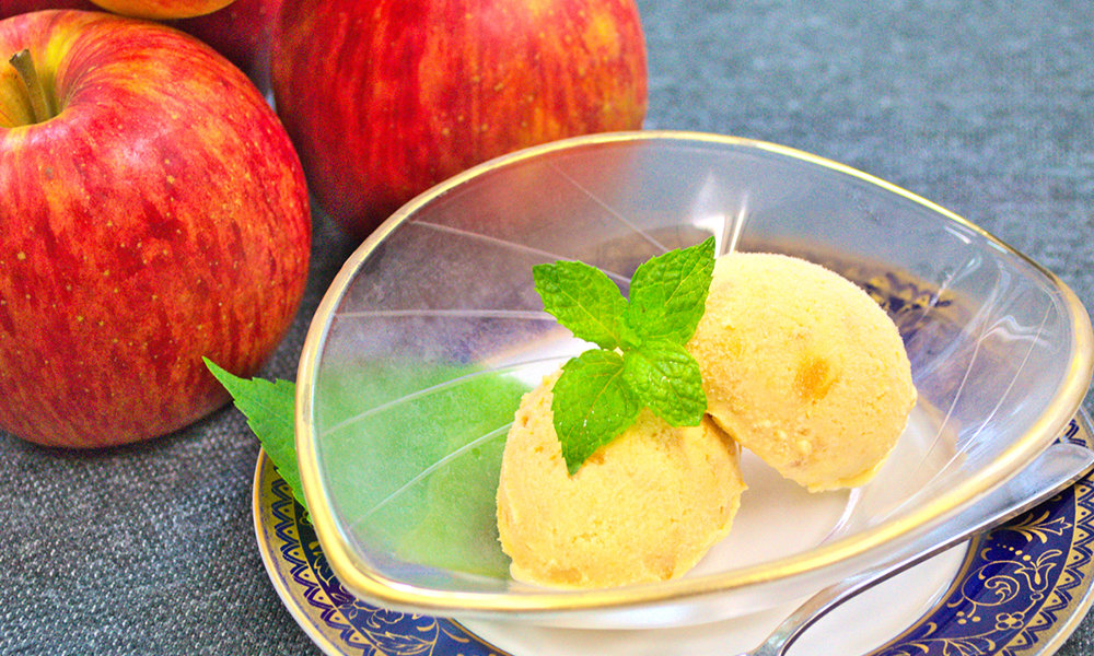 和食処山水 焼きりんごアイスクリーム